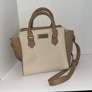 Harry Potter tan and cream purse